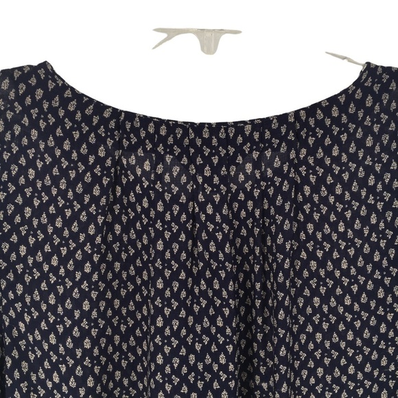 Lucky Brand Navy & Ivory Geometric Print Tie Sleeve Bohemian Blouse - Sz XS - Picture 11 of 16